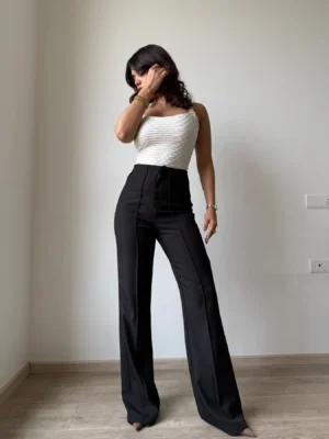 Jet Black High-Waisted Wide-Leg Pants – Minimalism with Maximum Impact