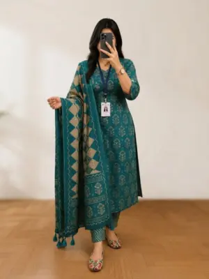 Women Teal Blue Gold-Printed Straight Kurta