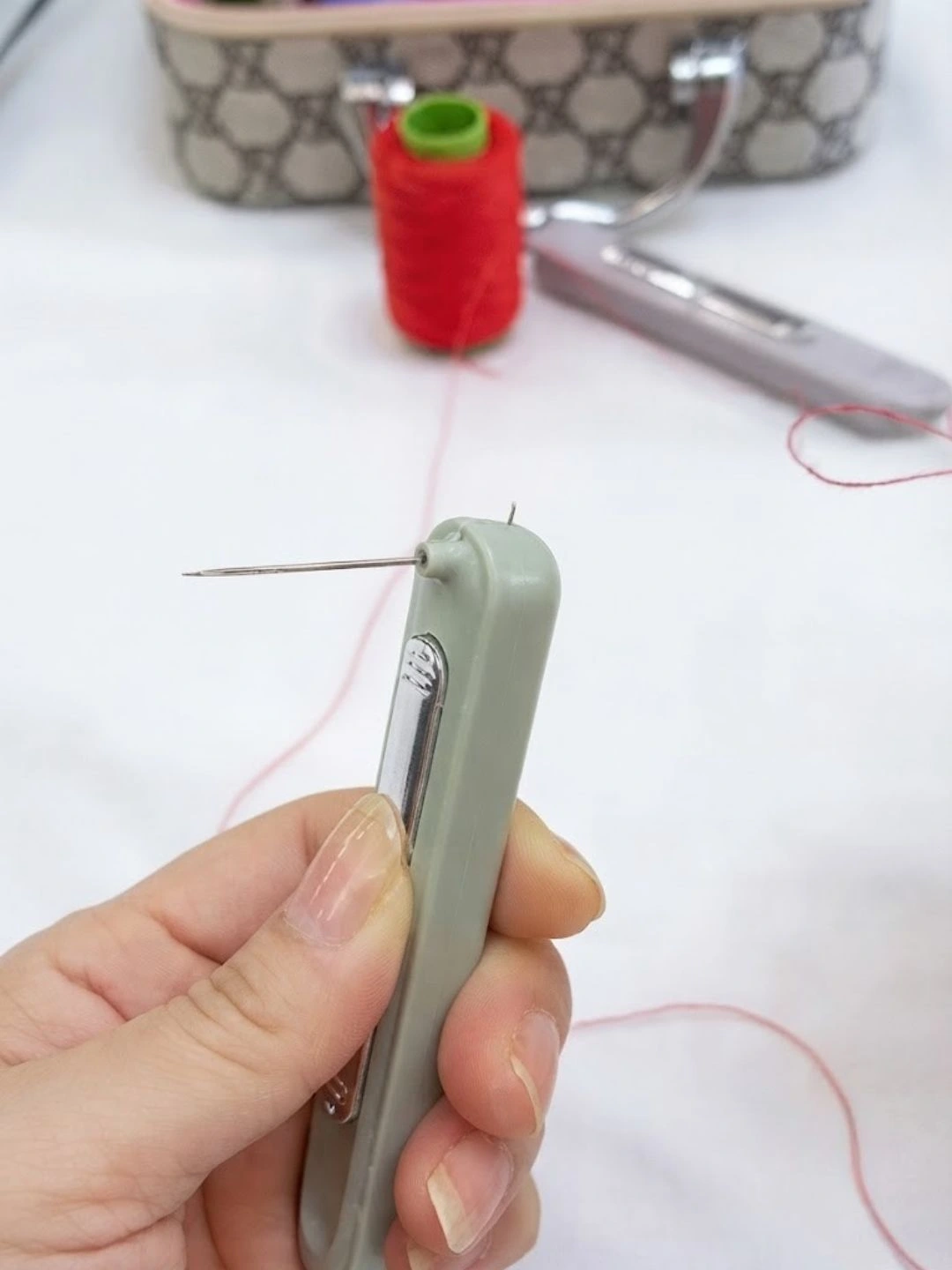 Handheld Automatic Needle Threader and Quick Stitch Tool - Image 2