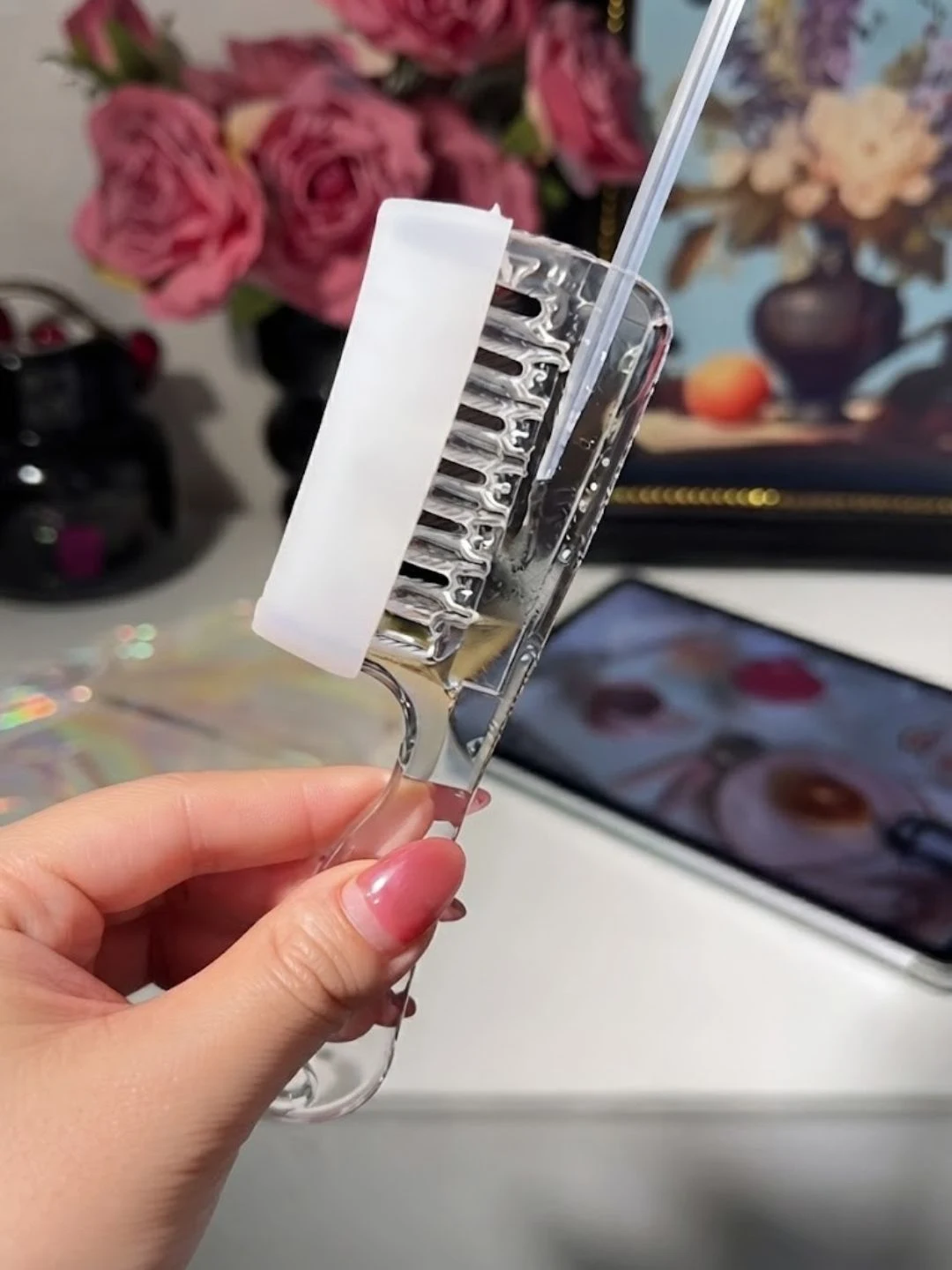 Liquid Dispensing Hair Scalp Massager and Root Applicator Comb - Image 2