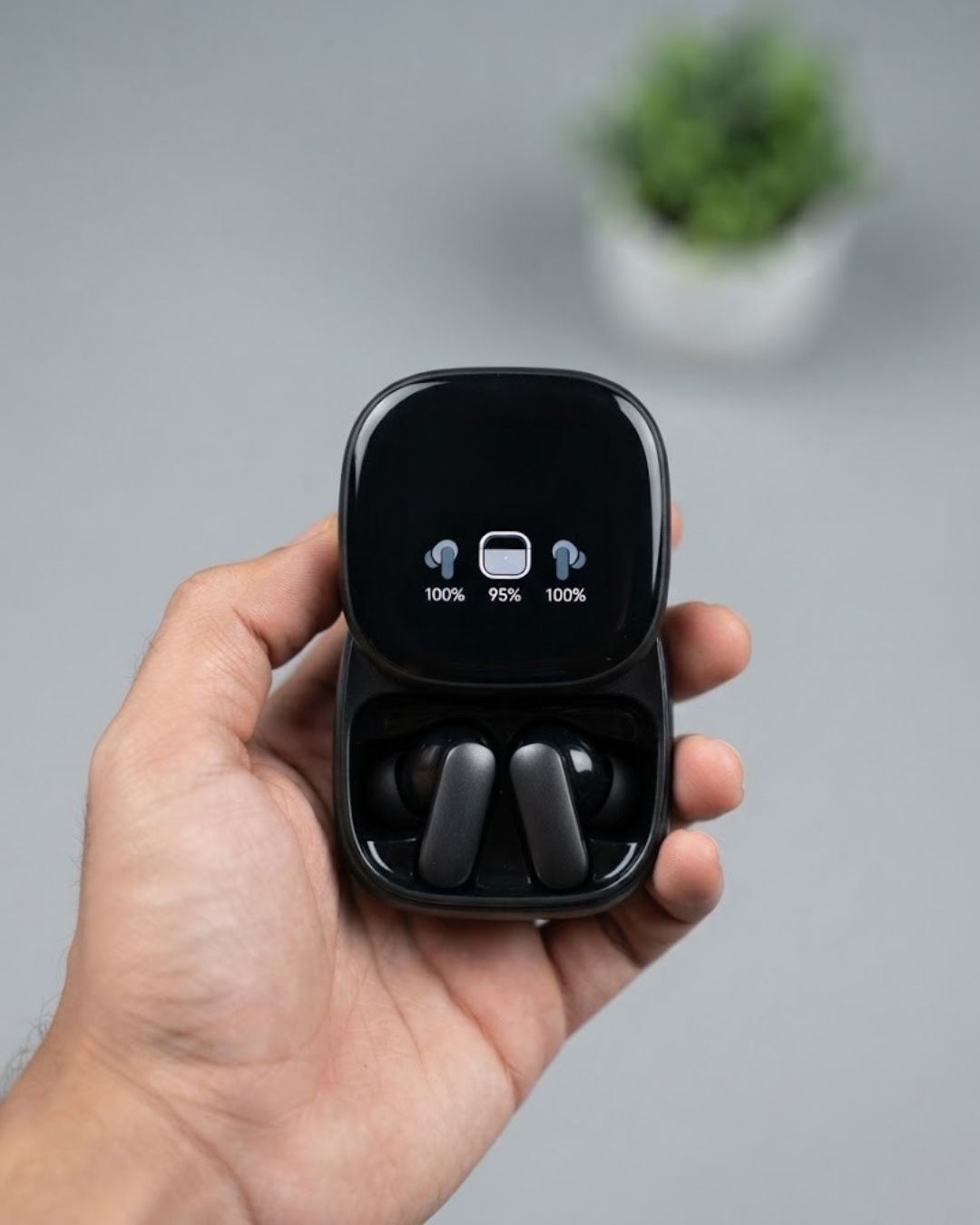 Soundcore Smart Display Wireless Earbuds - Image 2