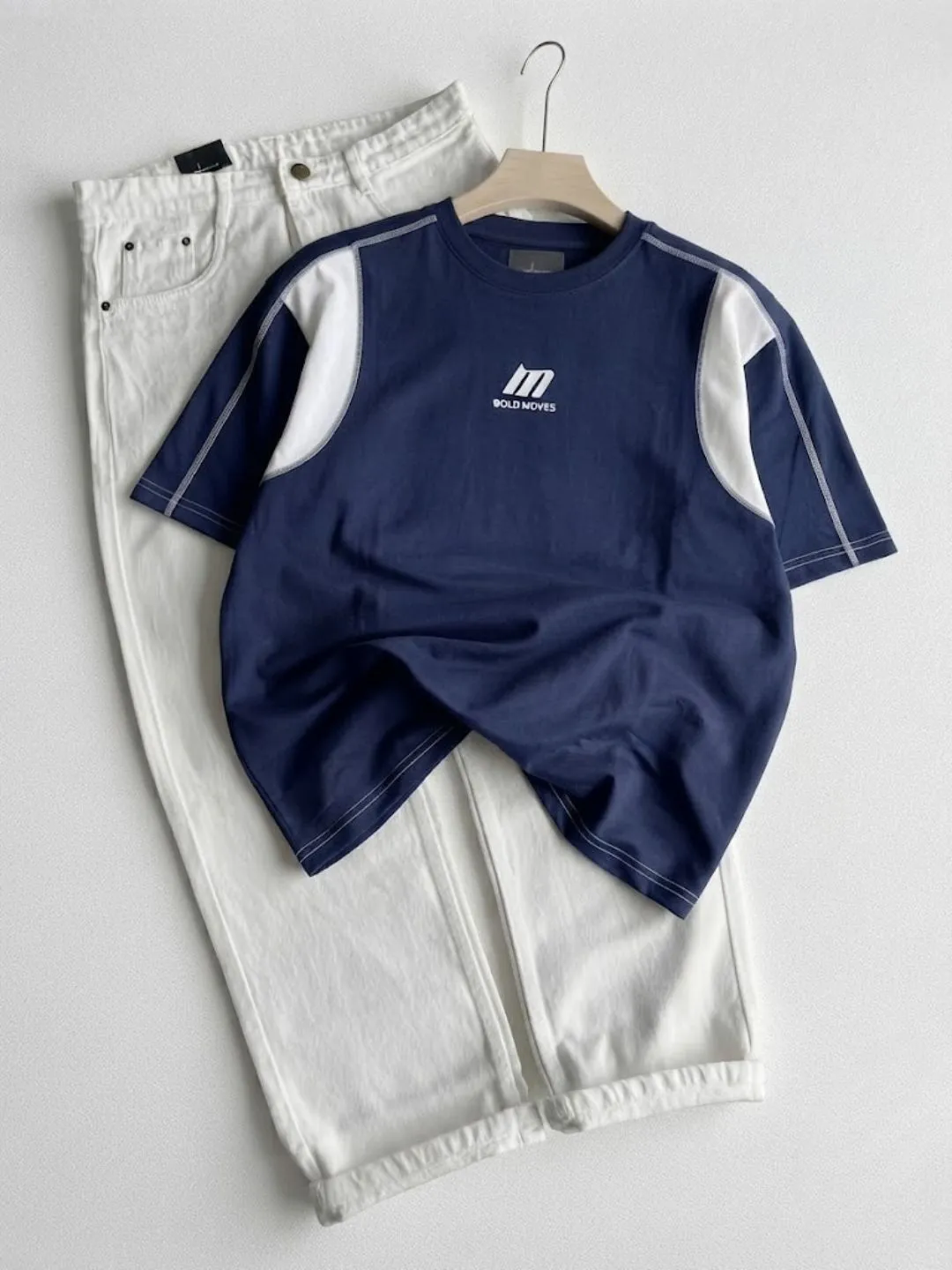Men Short-Sleeve Contrast Panel T-Shirt with Relaxed Denim Trousers Combo