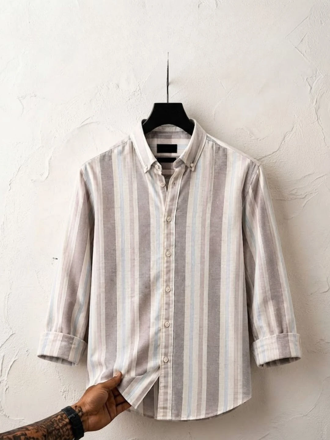 Men Vertical Striped Button-Down Shirt with Chest Pocket - Image 3