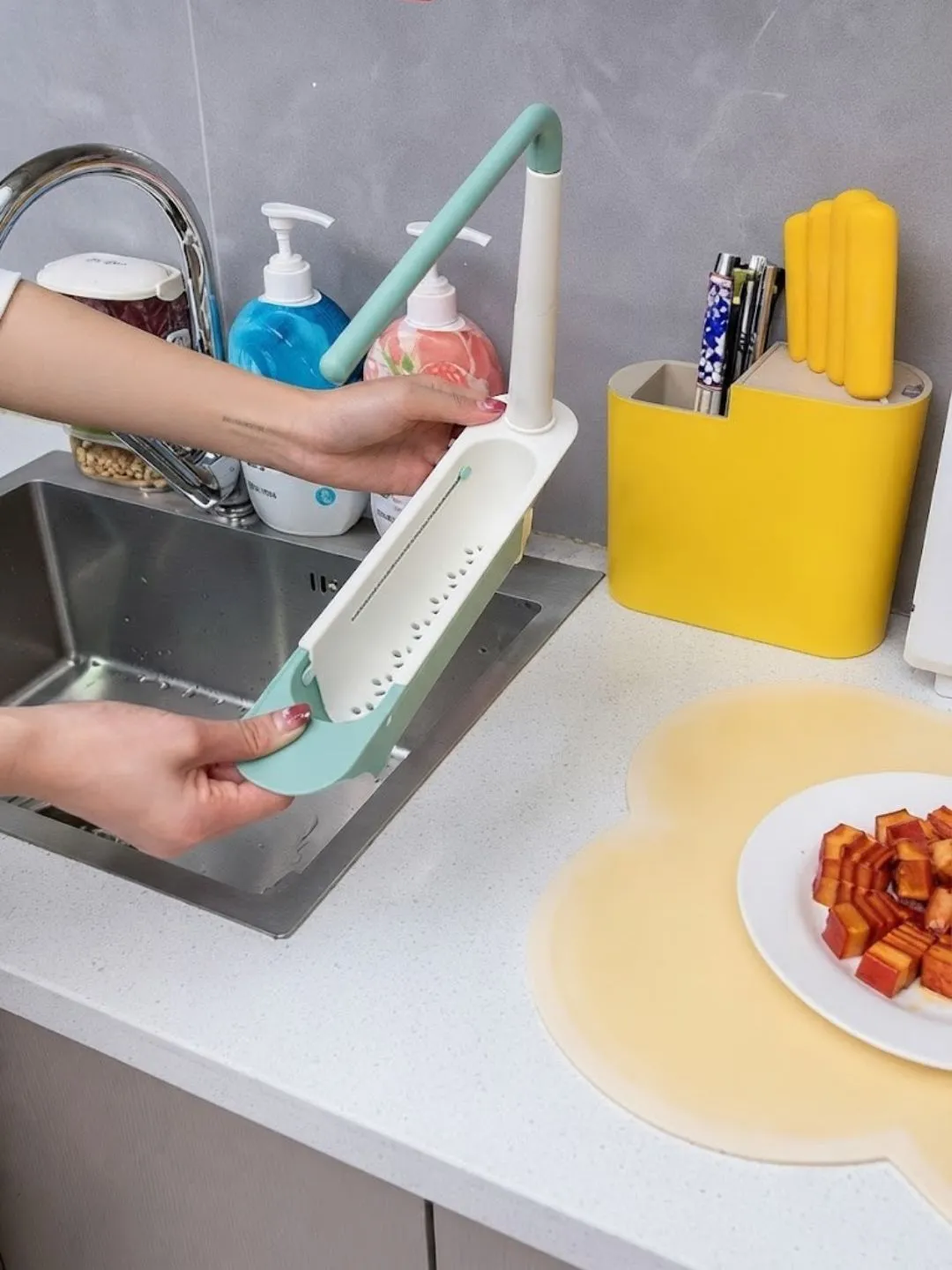 Adjustable Telescopic Sink Storage Rack - Image 2